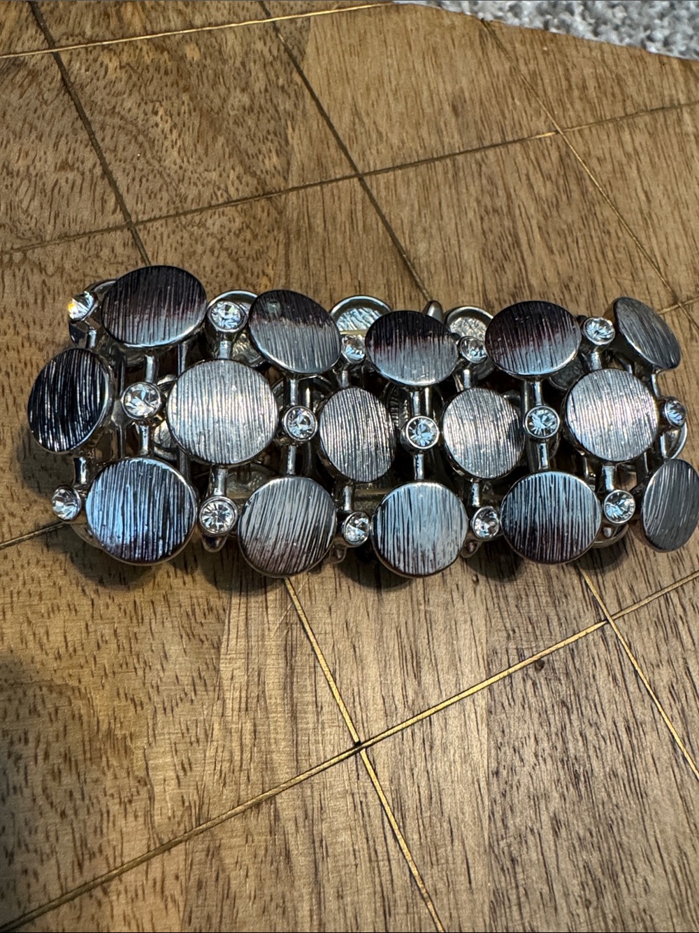 Brushed Silver Round bracelet with Clear Crystal Details